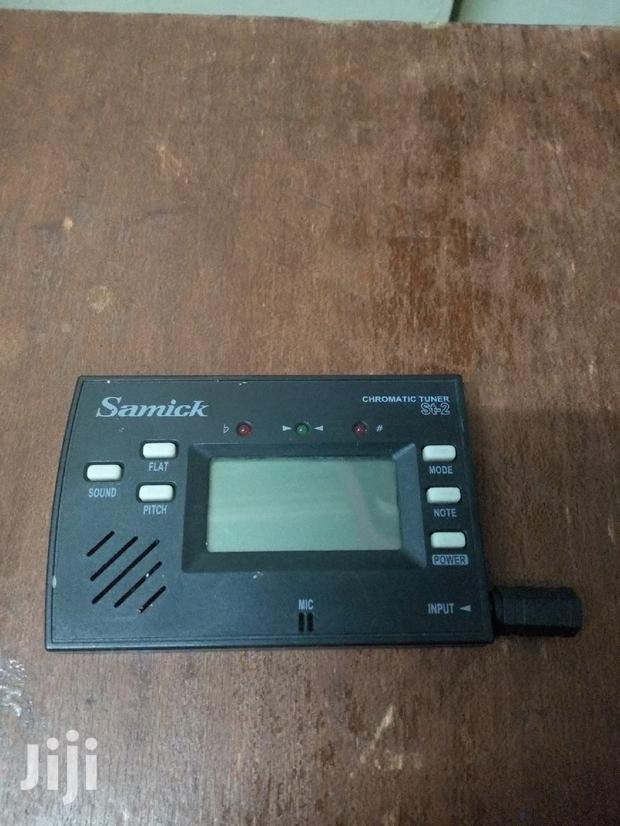 Guitar Tuner - main view