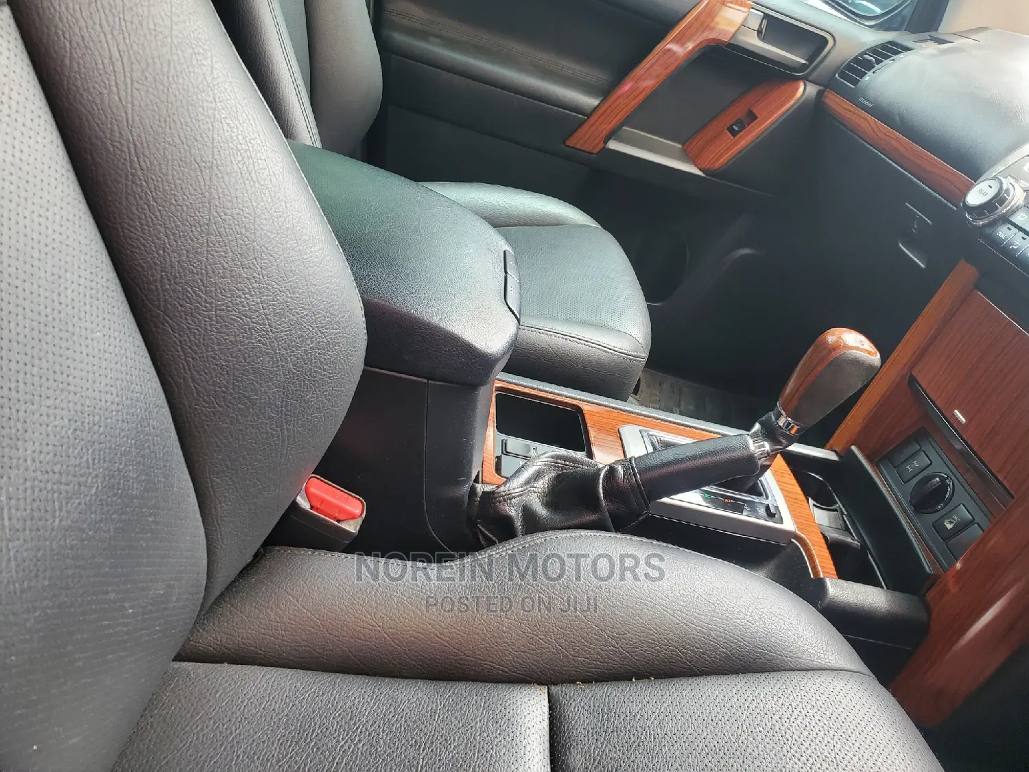 Toyota Land Cruiser Prado 2014 Silver