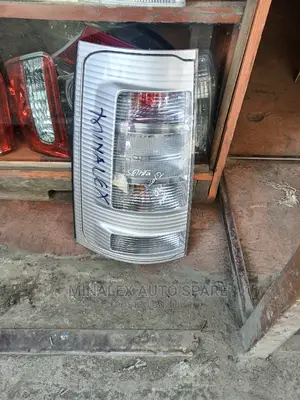 Taillight Sienta 2012
