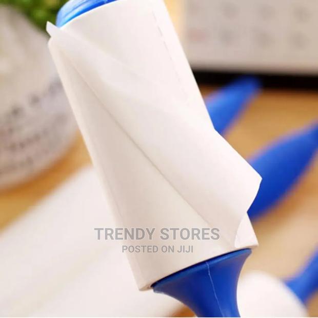 Clothes Lint Remover - thumbnail 4