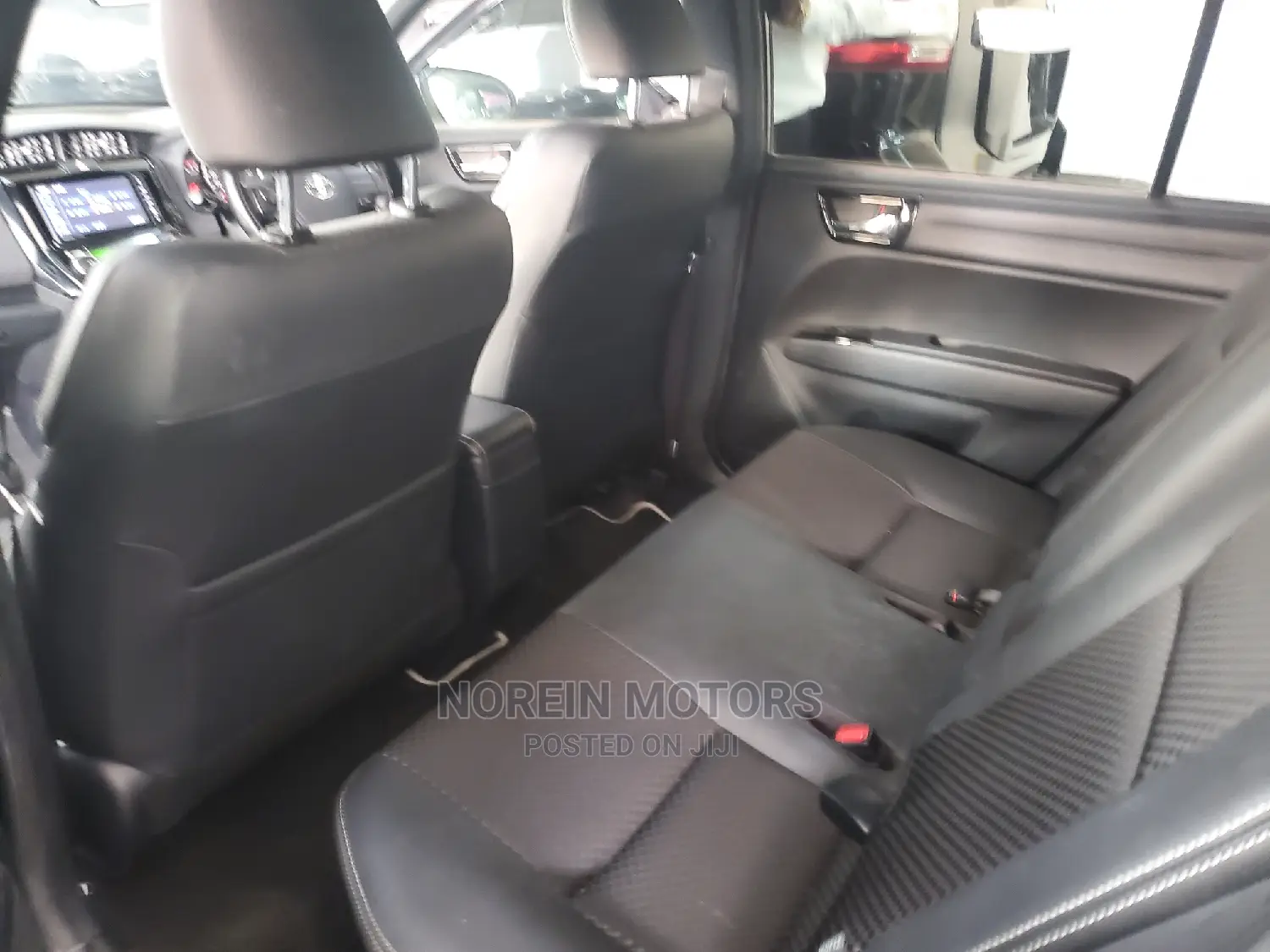 Toyota Corolla Fielder 2018 Black