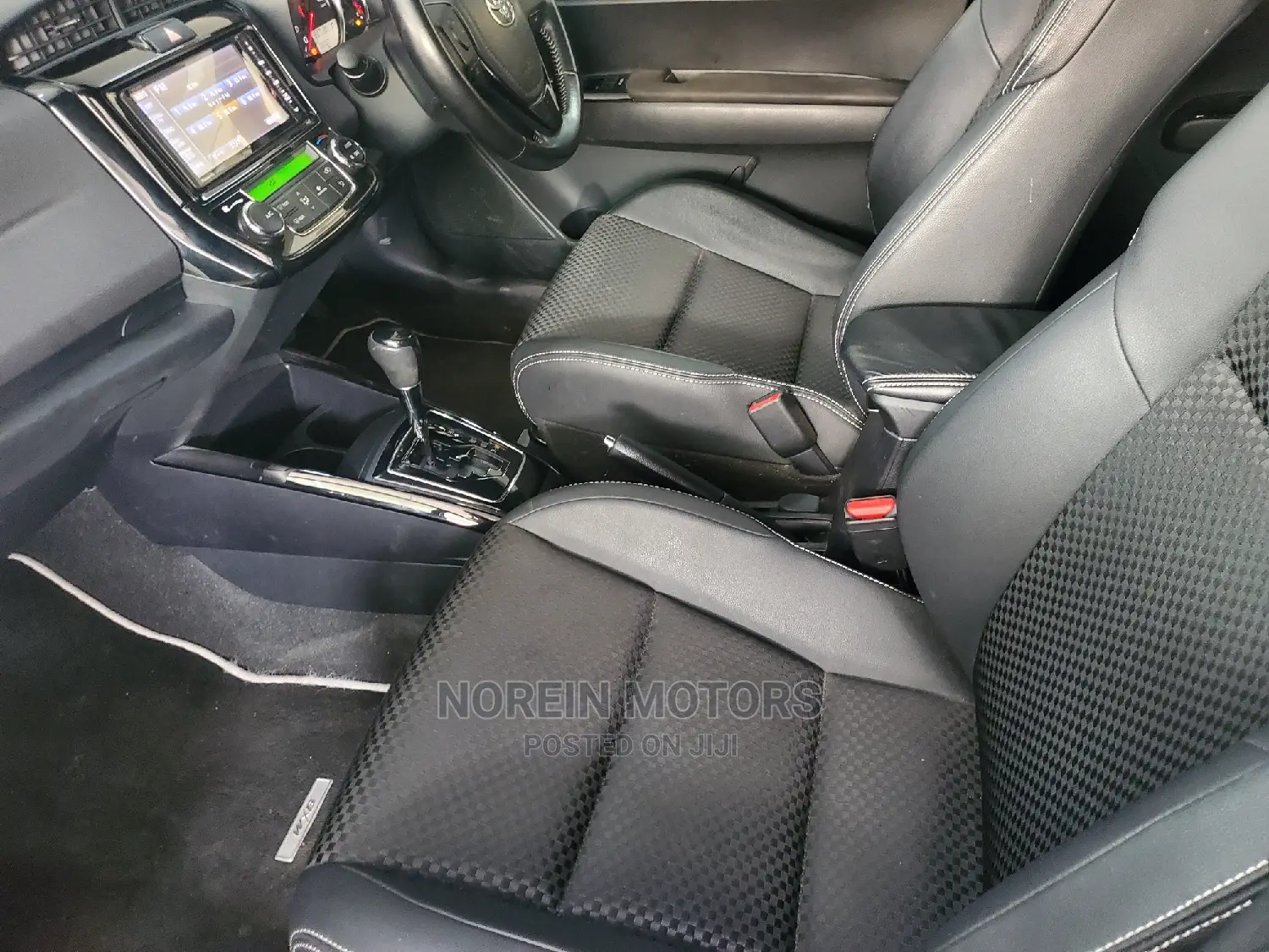 Toyota Corolla Fielder 2018 Black