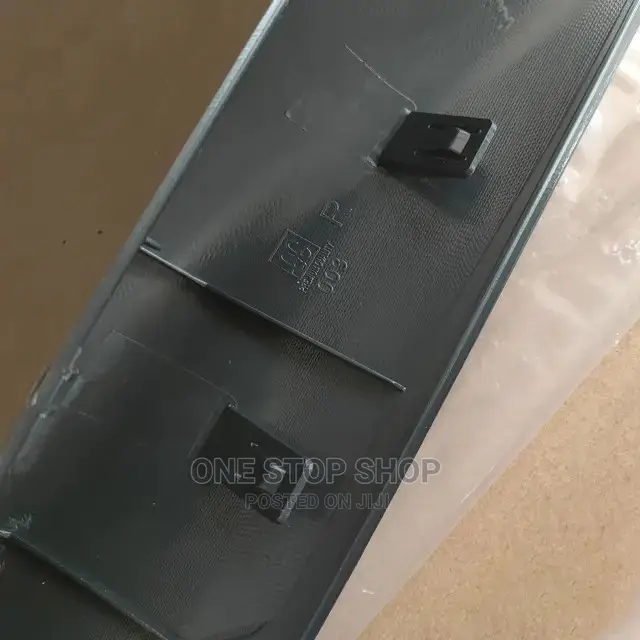 Vanguard Roof Rail End Cover (Replacement)