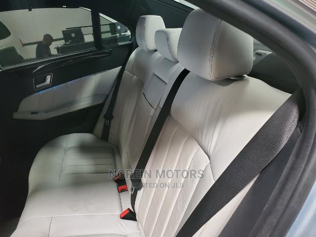 Mercedes-Benz E250 SV Premium 2014 Blue - thumbnail 7