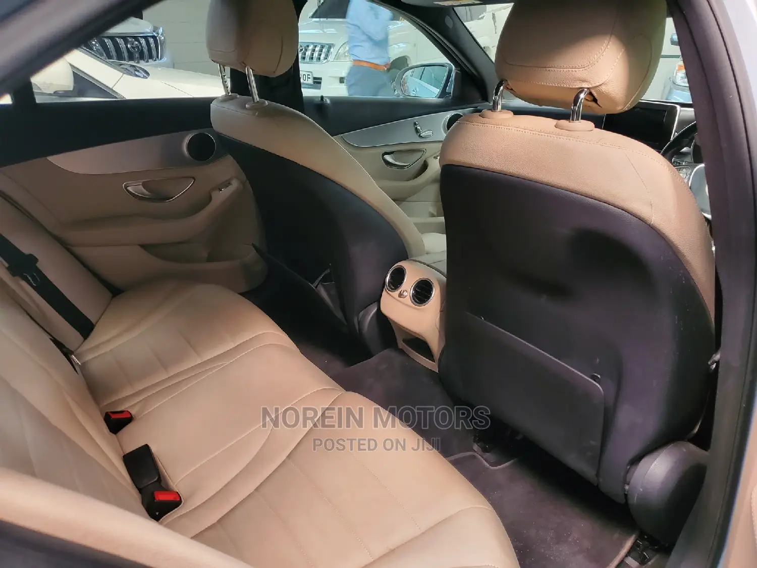 Mercedes-Benz C250 2015 Silver