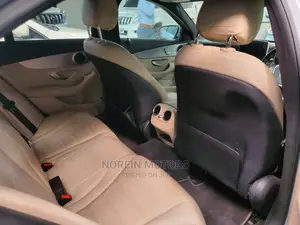 Mercedes-Benz C250 2015 Silver