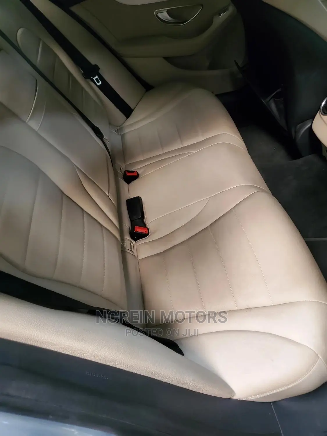 Mercedes-Benz C250 2015 Silver