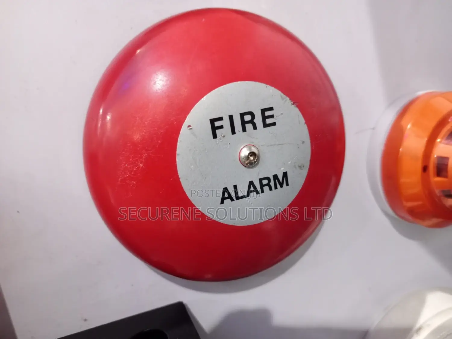 Red Fire Alarm Bell
Six Inch (6′′) Indoor and Outdoor Red