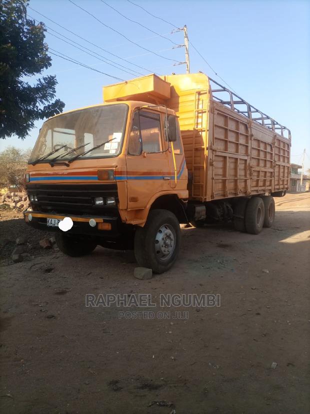 Nissan Diesel Truck Kaj 1997 Yellow - thumbnail 2