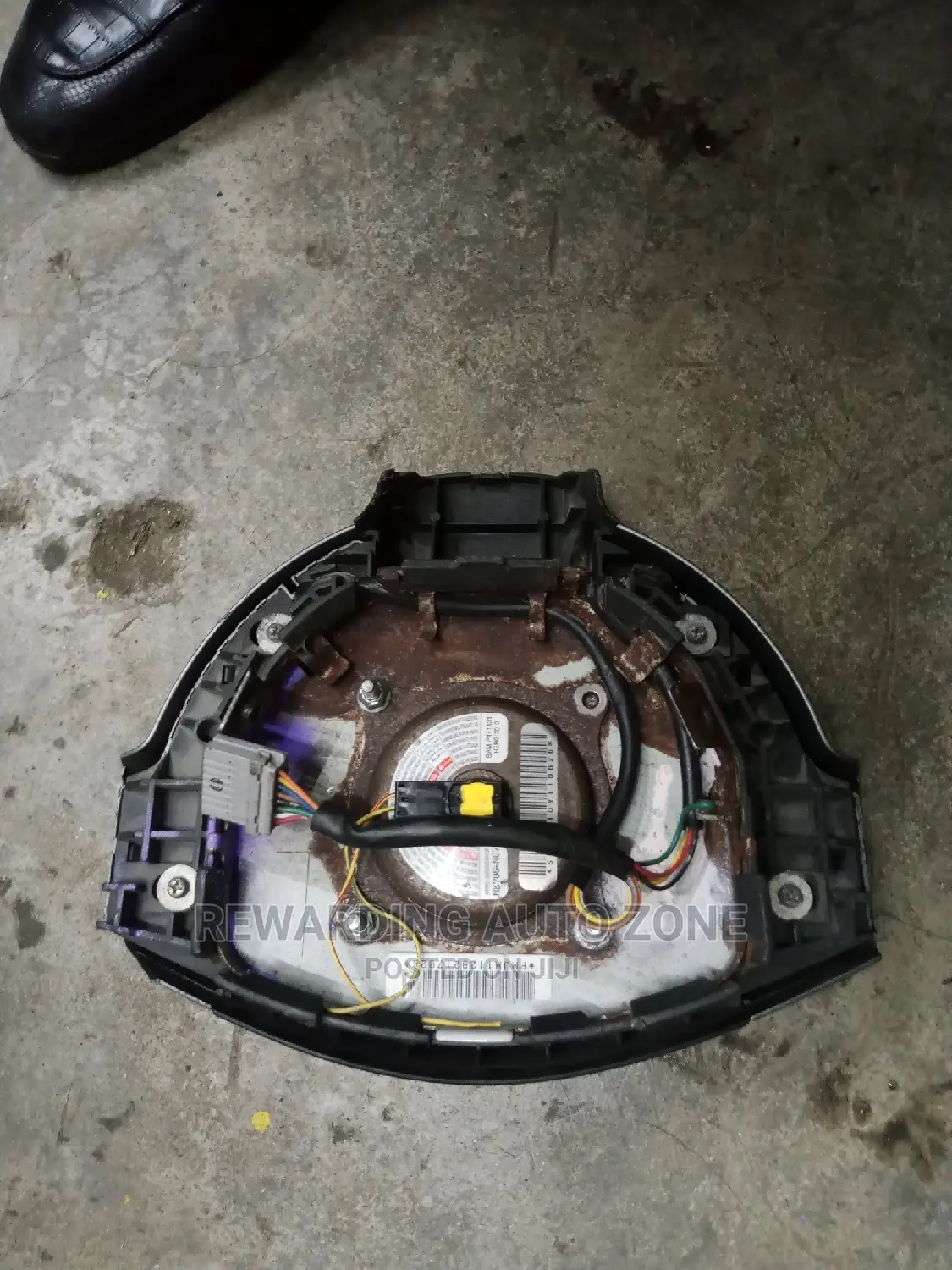 Nissan Ex Trail NT31 Steering Airbag
