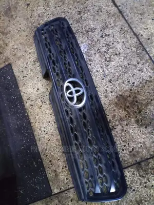 Probox Old Grille.