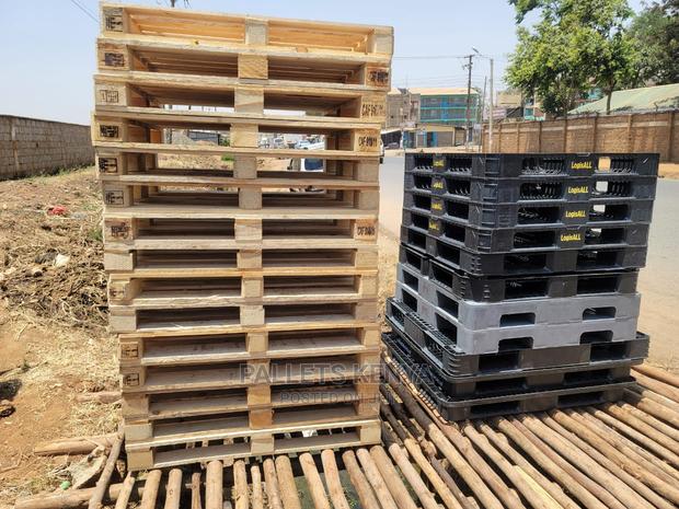 Wood Pallets- 093