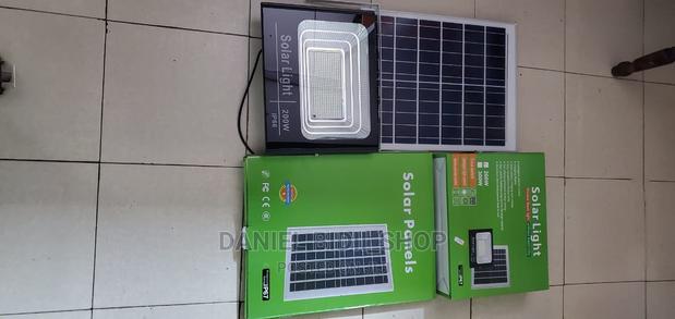 200 Watts Solar Flood Light - main view