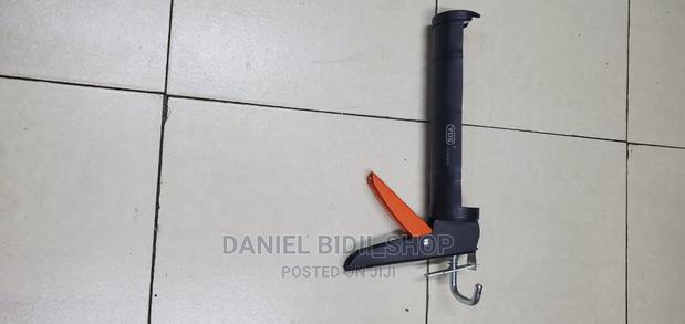 Silicone Gun