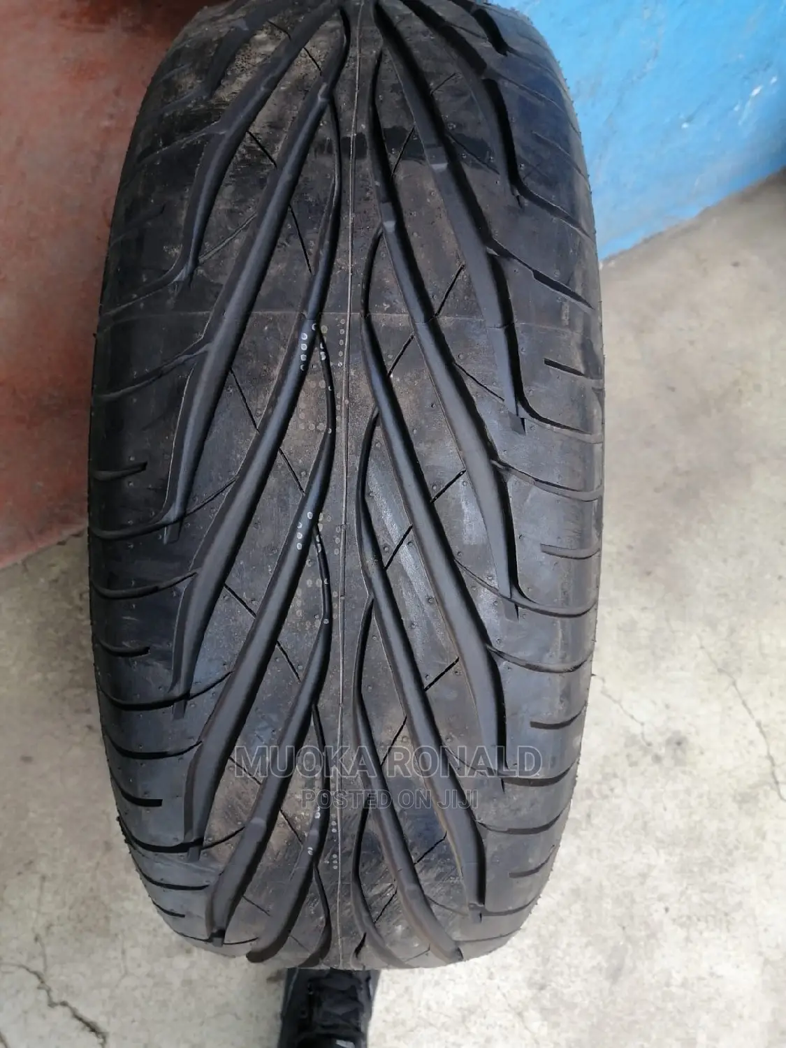 215/55r17 Maxxis Tyre