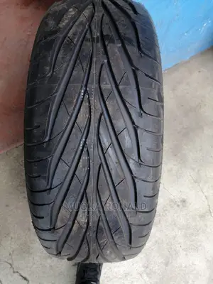 215/55r17 Maxxis Tyre