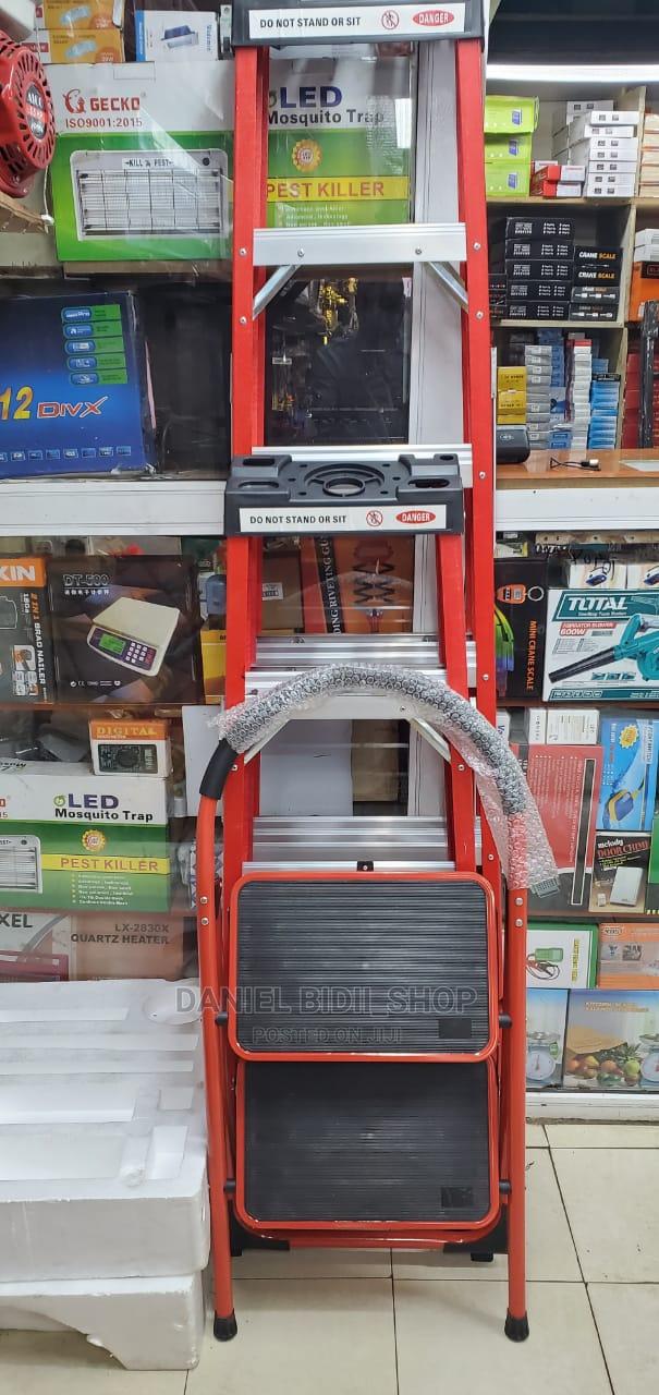 2step Ladder - main view