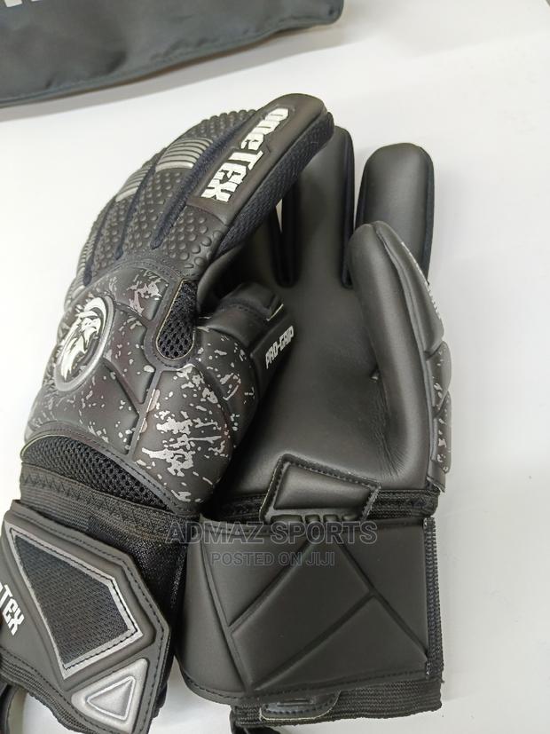 Goolkeeper Gloves(One Tex)