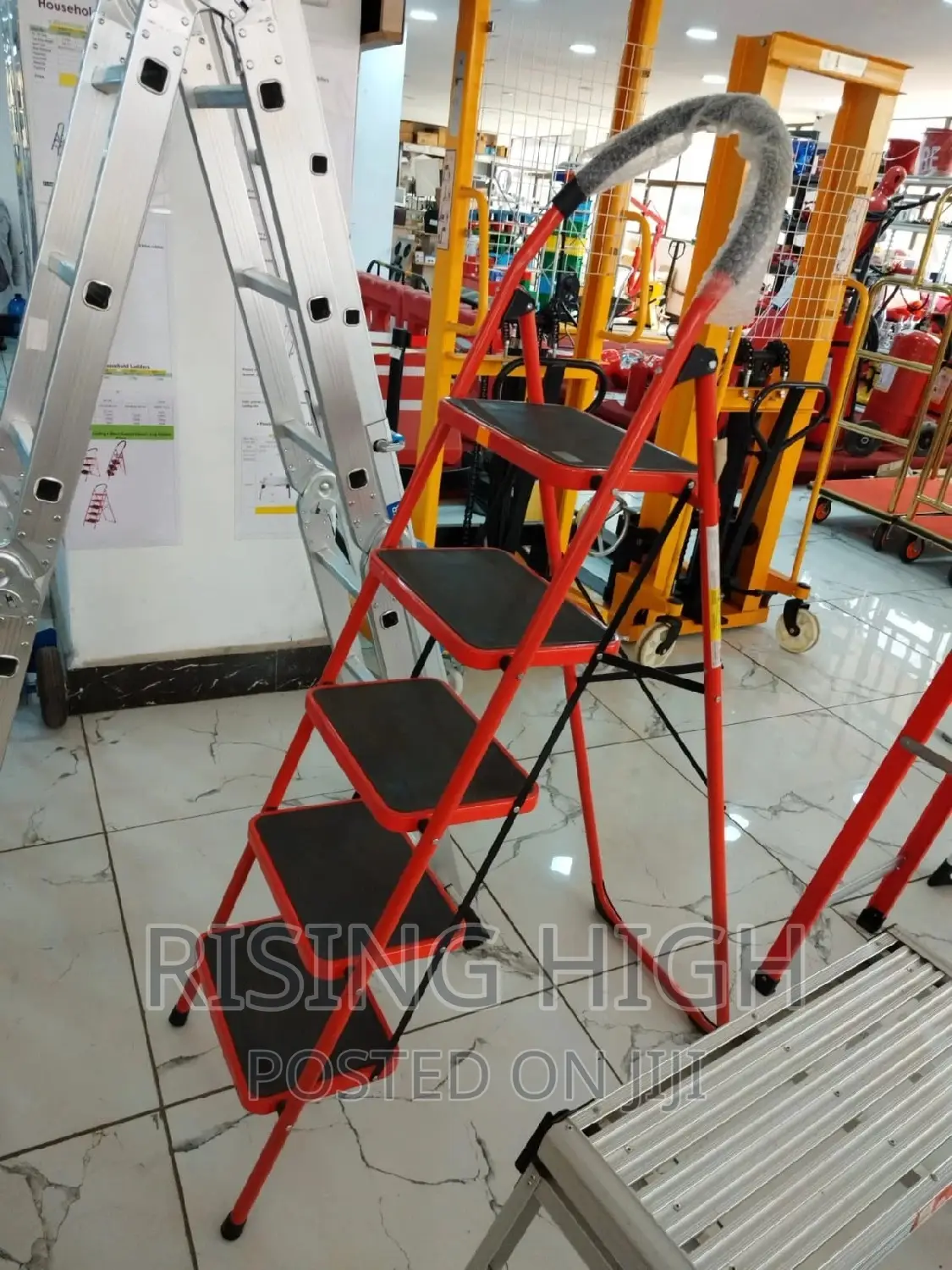 5 Steps Foldable Ladder