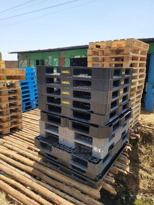 Wood Pallets- 002 - main view