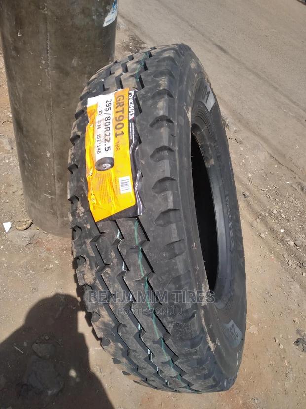 Tracma Tyres Sizes 295/80r22.5 Tubeles.