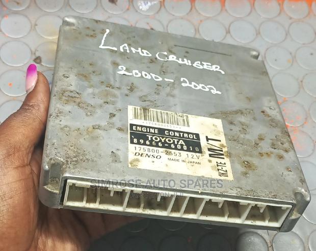 Toyota Land Cruiser 2000-2002 Ecu.