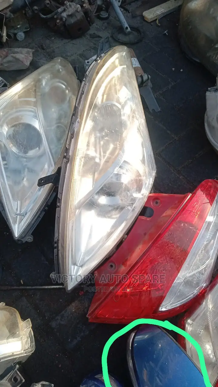 Suzuki Swift 2011/2012 Xenon