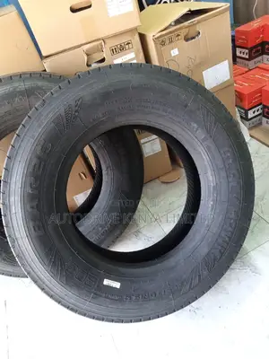 265/70r19.5 Blackhawk Tyre
