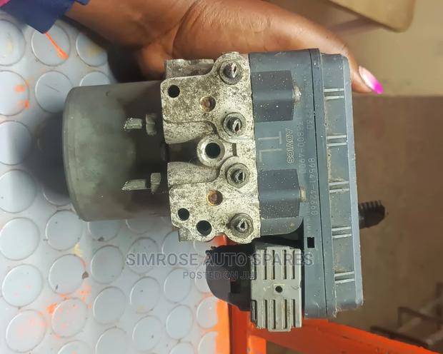 Toyota Vanguard 2010 Abs Pump