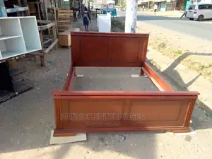 Hardwood 5 by 6 Fitts Bed