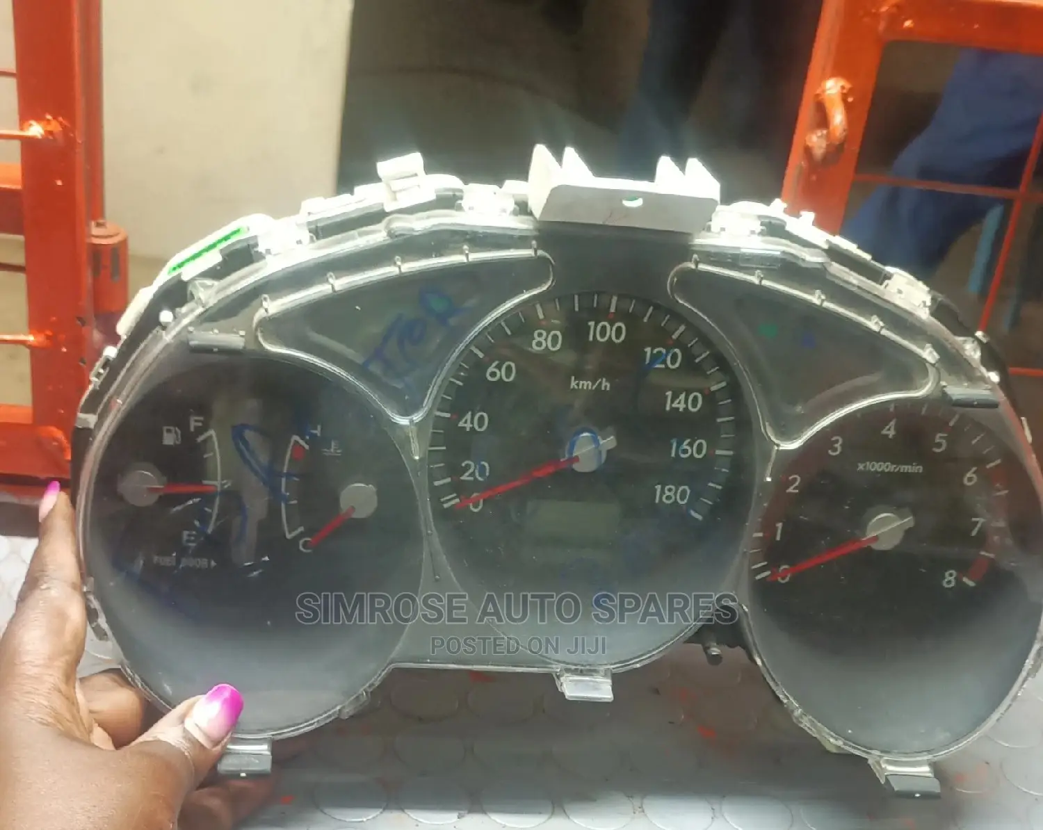 Subaru Forester 2005 Dashboard Clock.