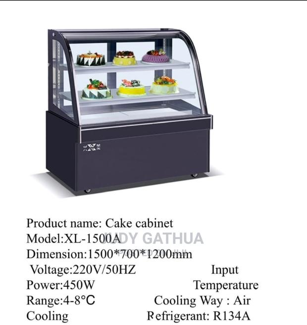 Cake Display Chiller - main view