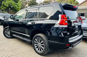 Toyota Land Cruiser Prado 2.7 2018 Black