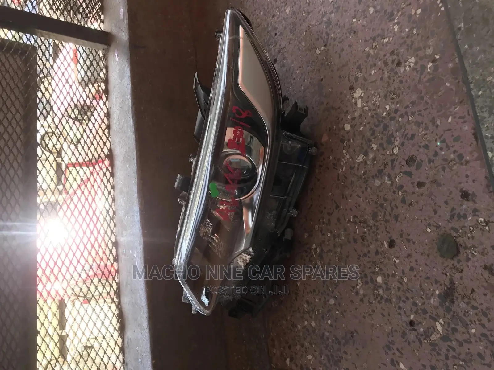 Toyota Premio 2018 270 Headlight