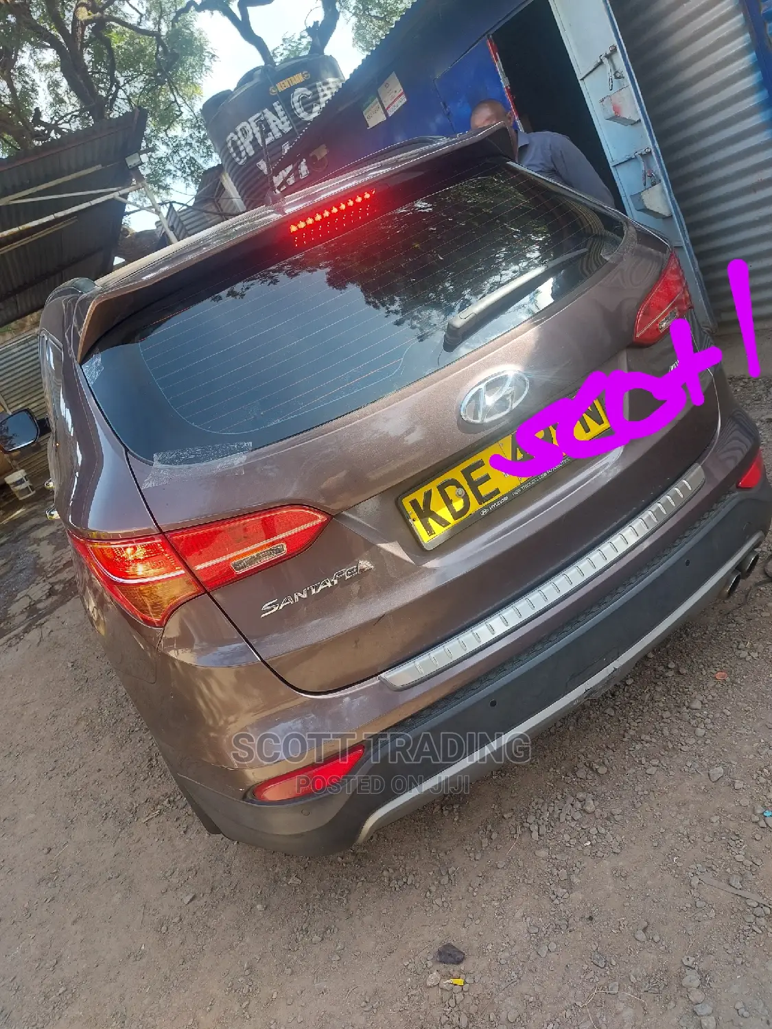 Hyundai Santafe Rear Windscreen