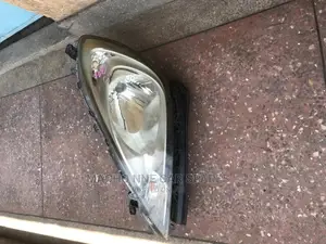 Honda Fit 2010 Headlight Xenon
