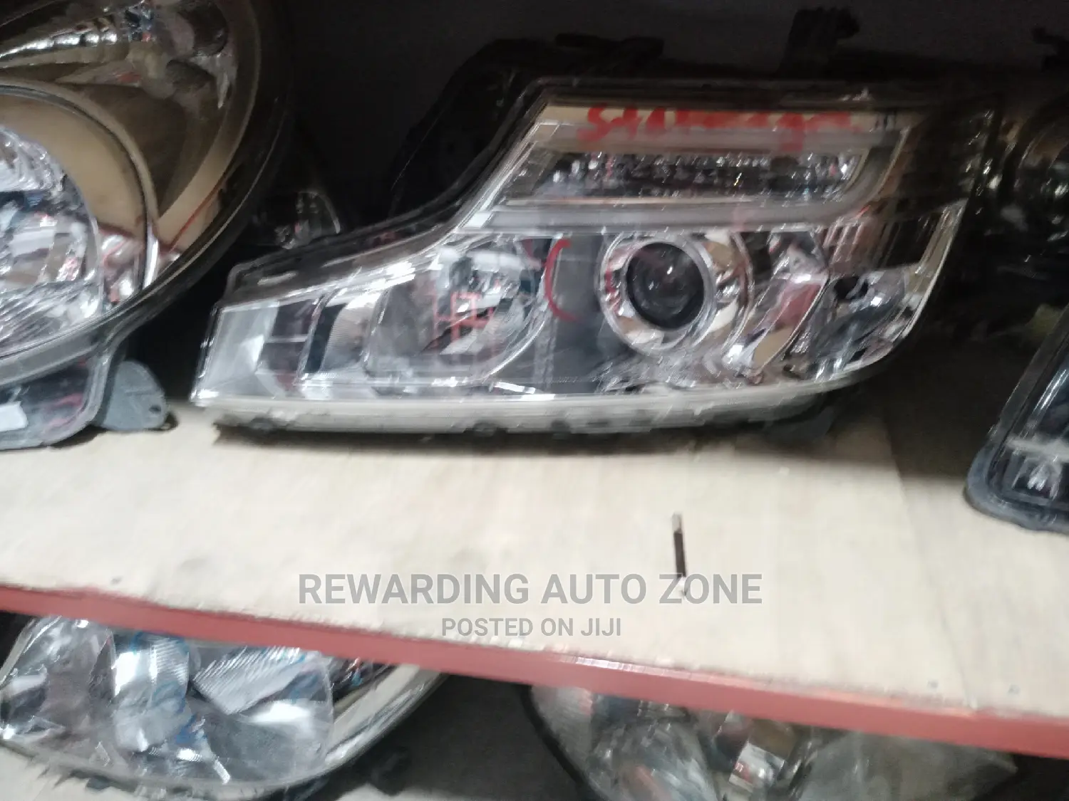 Honda Step Wagon Headlight Xenon.