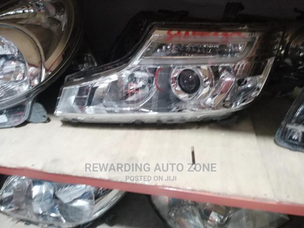 Honda Step Wagon Headlight Xenon.