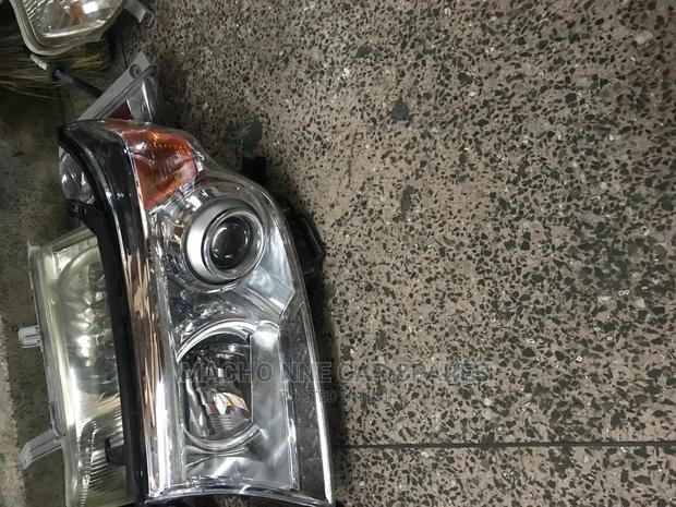 Toyota Land Cruiser 2010series Xenon Headlight