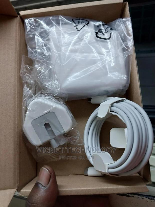 Macbook Air / Macbook PRO Type C Chargers - main view