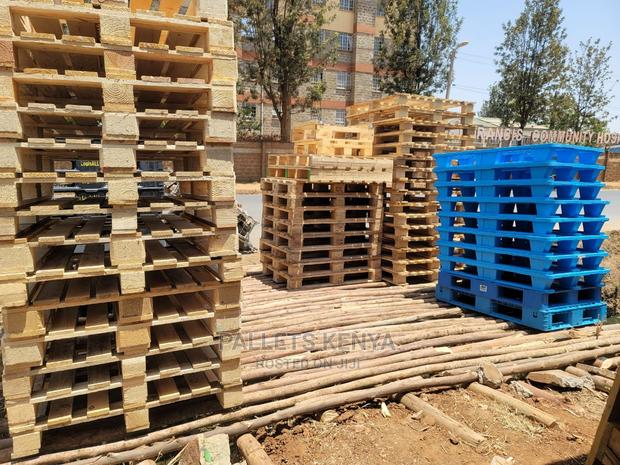 Wood Pallets- 0107 - main view