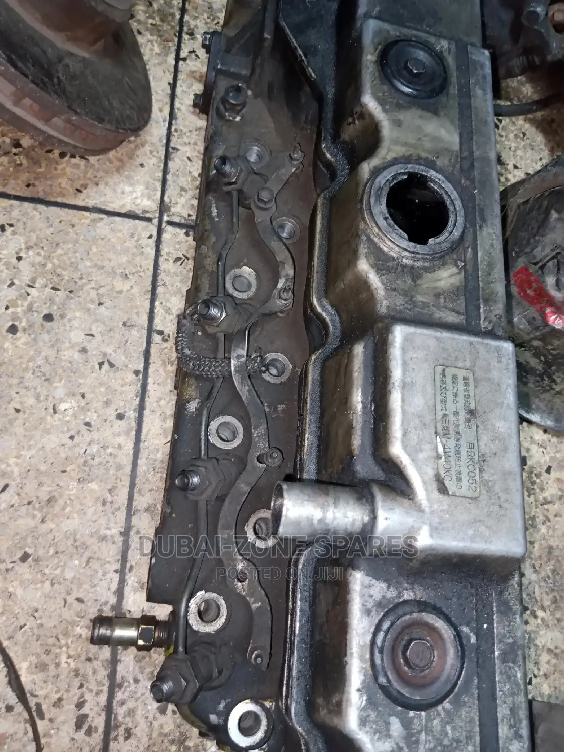 Cylinder Head 4M40