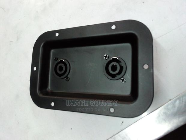 Speaker Connector 2speacons - main view