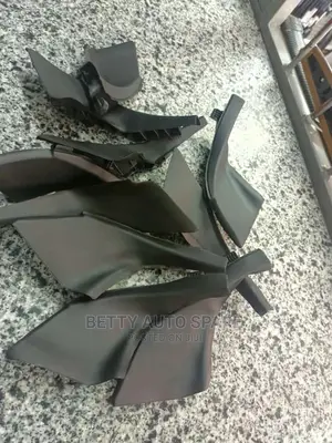 Prado 150 Windscreen Finisher
