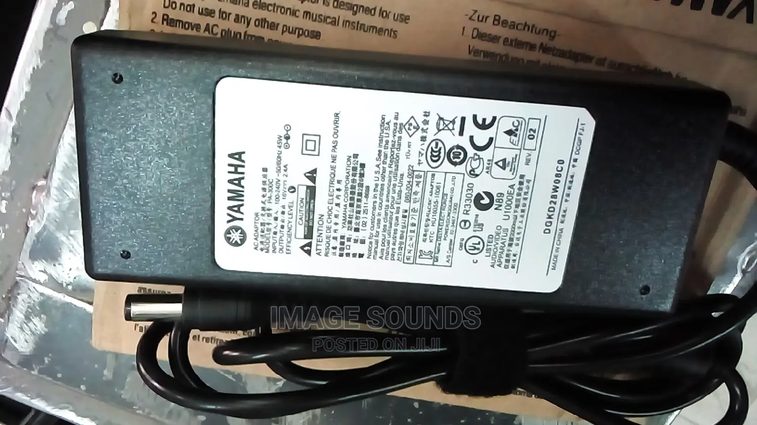 Adaptor 16v 2.4A