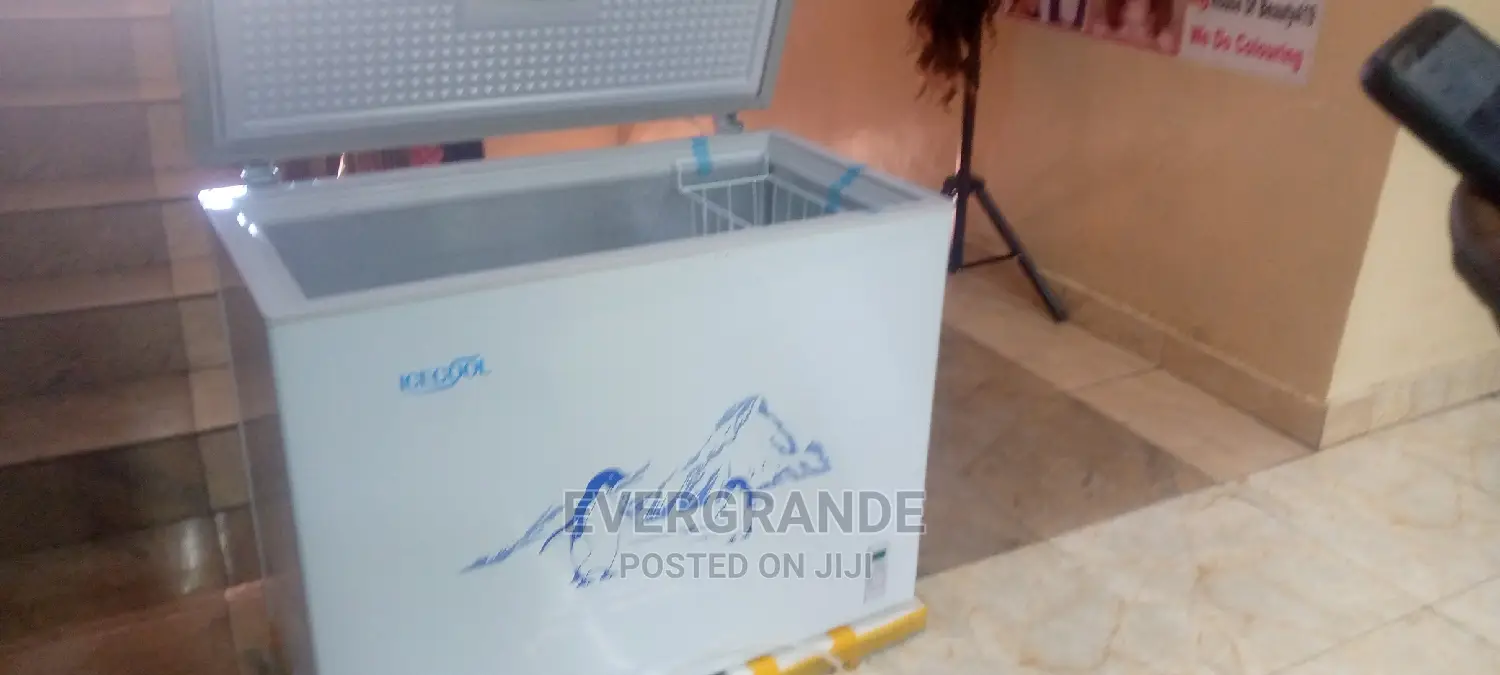 Chest Freezer 219 Litres Icecool