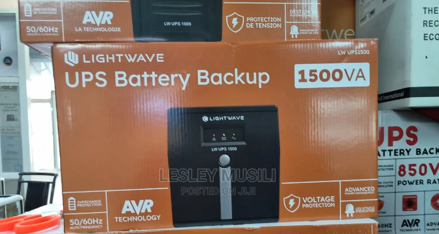 Light Wave UPS 1500 VA