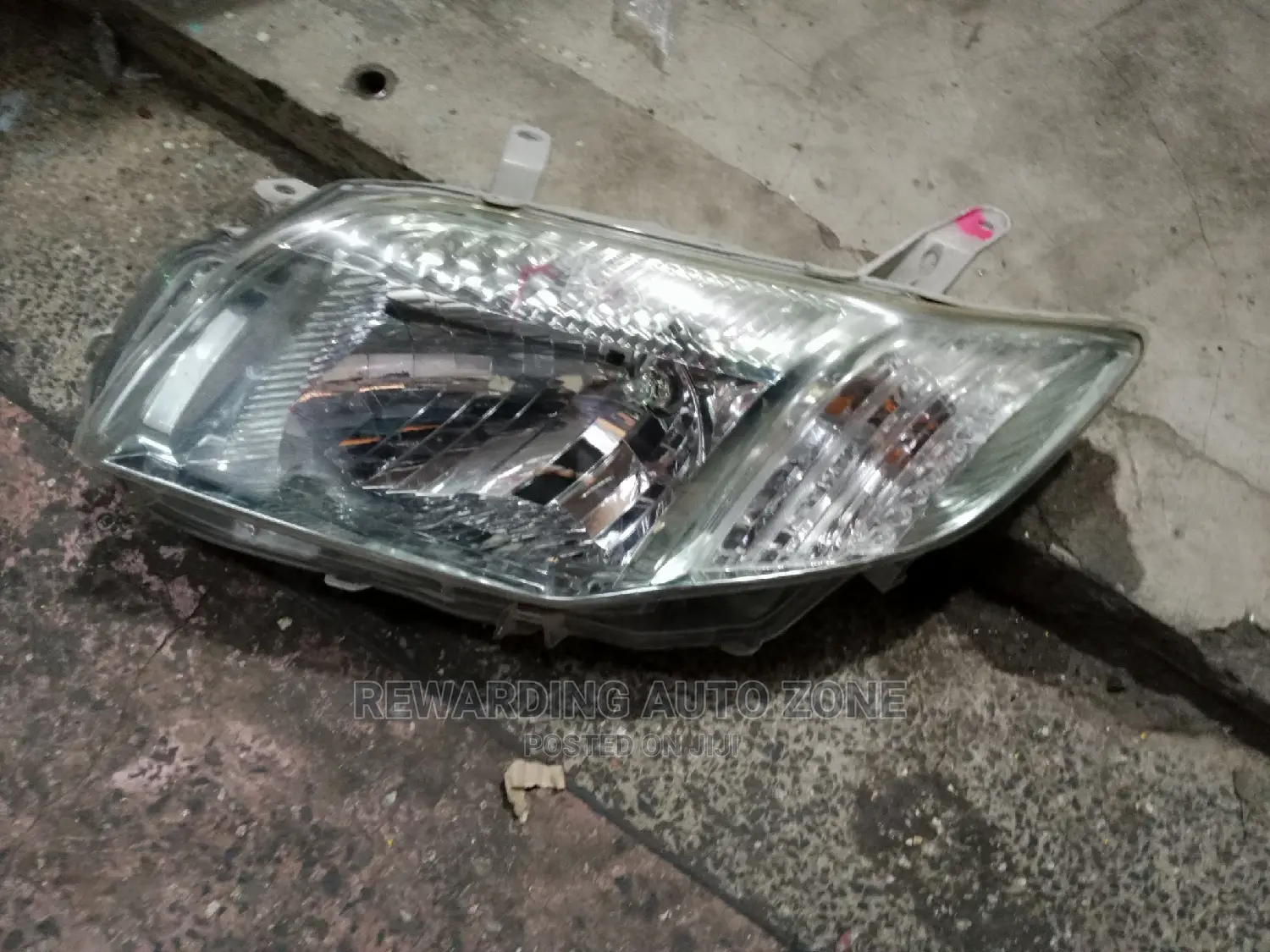 Axio 2009 Greenish Headlights.