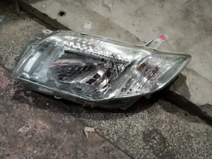 Axio 2009 Greenish Headlights.