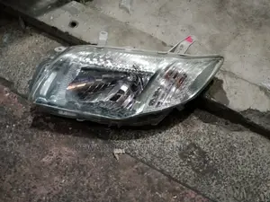 Axio 2009 Greenish Headlights.